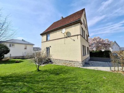 == EFH oder Generationenlösung? Schöner Altbau im begehrten Helpup! ==