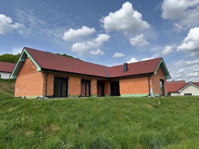 Privatverkauf! Belagsfertiger Bungalow in Feldbach/Nähe