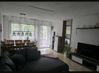 Helle, gemütliche 2,5-Zimmer-Wohnung – möbliert – ruhige Lage – nur 5 Min. zur Panzerkaserne