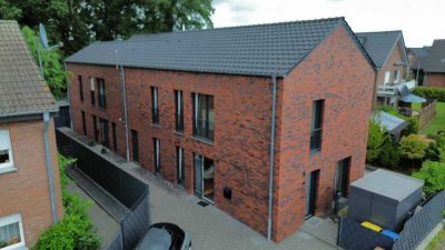 Moderne DHH mit Garten aus 2021 in Borken