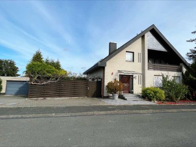 ProvisionFREI-Ansprechendes Ein/Zweifamilienhaus mit gehobener Innenausstattung in Hildesheim Neuhof