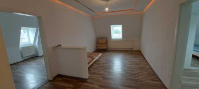 Renovierte 4-Zimmer-Dachgeschoßwohnung zu vermieten