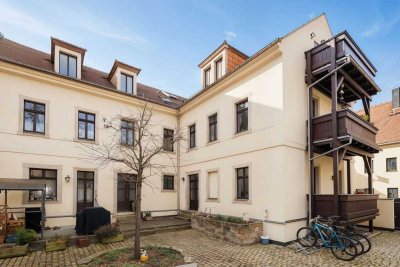 +++ Mitten im historischen Stadtkern! 2-Zimmer-Maisonette-Wohnung in kernsaniertem Wohnensemble +++