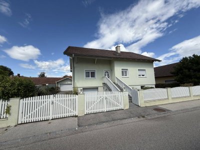 Traumhaftes Mehrfamilienhaus in Saubersdorf – 6 Zimmer, Balkon &amp; Garagen für € 450.000,00!