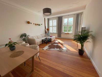 Großzügige 4,5-Zimmer-Altbauwohnung im 2. OG mit Balkon in Potsdam-Babelsberg