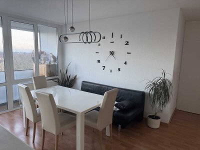 Hochmoderne 3-Zi.-ETW 75 m² + Balkon + voll möbliert - 160.000 € VB!