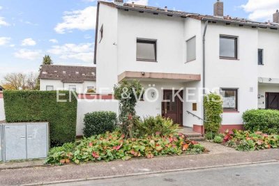 Gemütliches Reihenendhaus mit großem Garten und Garage am Haus