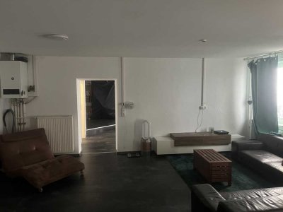 Erstbezug nach Sanierung: schöne 2-Zimmer-Wohnung mit EBK in Mainz
