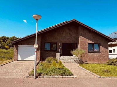 Freistehender Bungalow mit Pool, Keller & Solaranlage – gepflegt & modernisiert