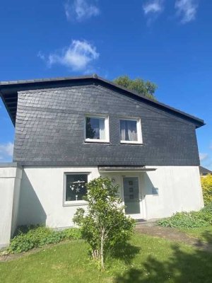Leben im Grünen – Charmantes Einfamilienhaus mit großem Garten in Gruiten ab 01.09.2025 zu vermieten