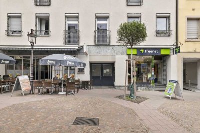 Lichtdurchflutete 3-Zimmer-Wohnung mit großzügiger Terrasse und privatem Treppenhaus