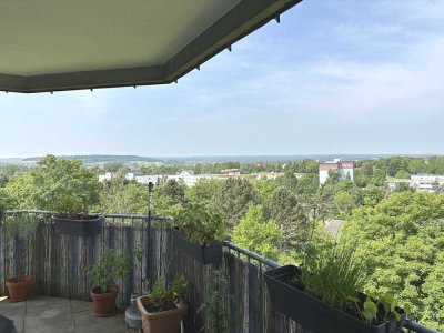 Unverbaubarer Ausblick in 3-Zimmer-Wohnung mit Aufzug und Tiefgarage
