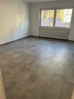 TOPLAGE Zentrum Odenkirchen, Neubezug, 2-Zimmer, Kochnische DB, Balkon