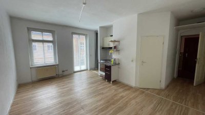 ***Leerstehende 1-Zimmerwohnung. Vermietung an Studenten als Kapitalanlage.***