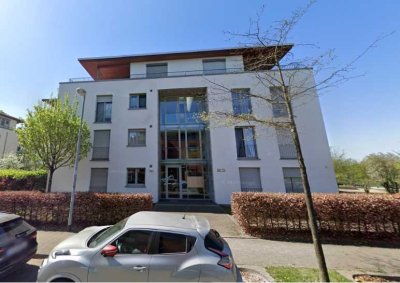 Voll möblierte luxuriöse 2-Zimmer Terrassenwohnung mit Aufzug in Essen-Kupferdreh
