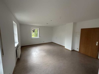 1-Zimmer-Wohnung mit Balkon und EBK in Amt Creuzburg