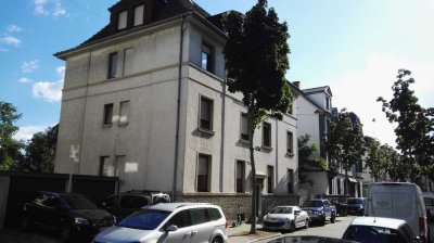 Sanierte 2-ZKB mit EBK + Gartenmitbenutzung in Gründerzeithaus