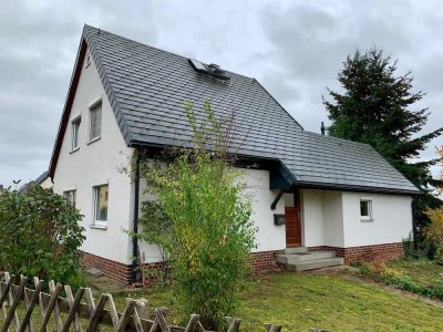 Kleines Einfamilienhaus in schöner Wohnlage von Neumark