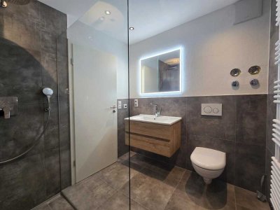 Traumhaft renovierte EG-Maisonette-Wohnung in München-Perlach