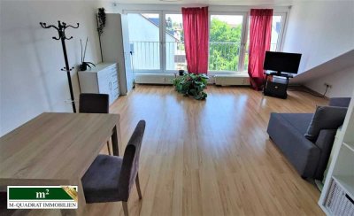 Möblierte Single-Dachgeschoss-Wohnung mit Stellplatz in Ratingen-Mitte längerfristig zu vermieten
