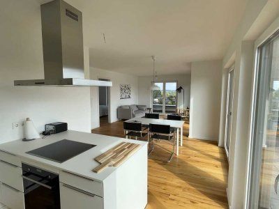 Exklusive 2,5-Zi-Penthouse-Wohnung mit genialem Ausblick