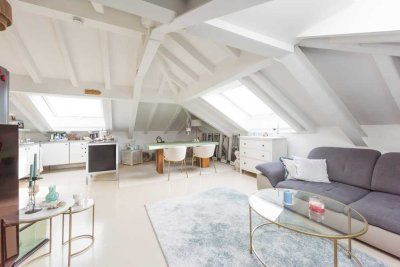 Charmante 1-Zimmer Dachgeschosswohnung in Frankfurt-Seckbach