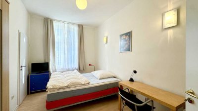 Möbliertes Appartement in ruhiger Seitenstraße mit direkter Öpnv-Anbindung