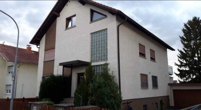 Großzügige 3 Zi-Eigentumswohnung mit großem Balkon u. St/Pl.  in toller Lage von Urberach