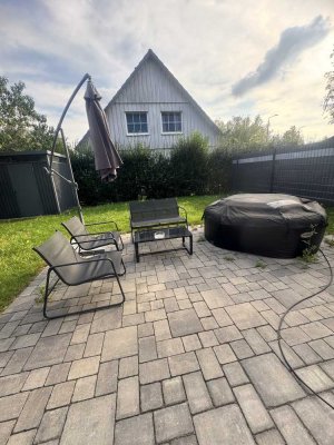 Schöne 2-Zimmer Wohnung in Berlin Bohnsdorf (Treptow) Mit Gartenfesten und Whirlpool