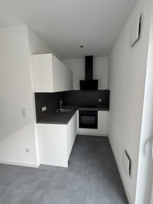 Moderne 2-Zimmer-Wohnung mit Balkon und Tiefgarage in Manching