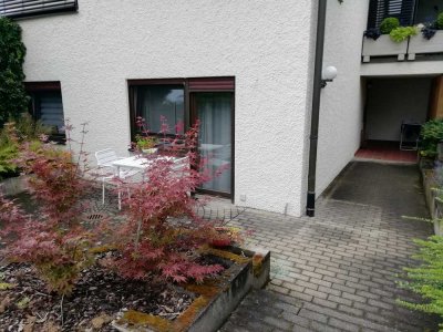 Freundliche 2-Zimmer-Einliegerwohnung mit Süd-Terrasse