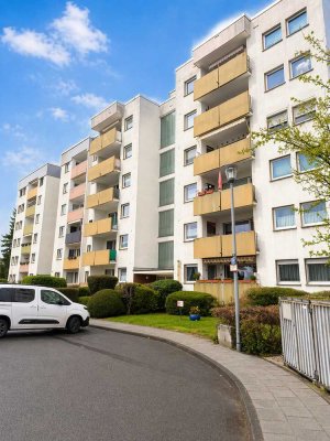 Frisch saniert & bezugsfertig: Stilvolle 2-Zimmer-Wohnung mit Sonnenbalkon und Tiefgaragenstellplatz