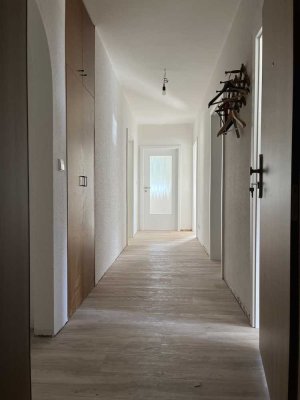 4-Zimmer-Wohnung im 1. OG mit Sonnenbalkon in ruhiger Lage von Malsch