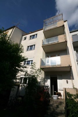 WG geeignete 3-Zimmer Wohnung mit Garten, Terrasse, Keller, ruhige Lage