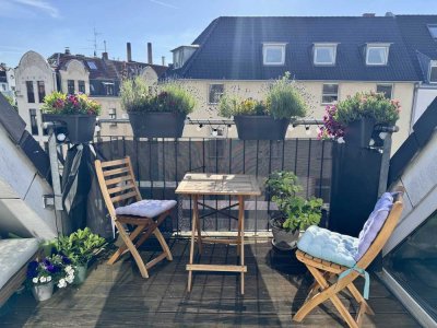 möblierte 3-Zimmer-Wohnung mit Terrasse in der Kölner Südstadt