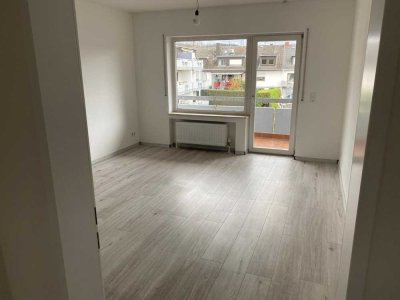 Erstbezug nach Sanierung: Schicke 2-Zimmer-Wohnung im 1. OG in Koblenz