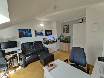 Geschmackvolle 2-Zimmer-DG-Wohnung in Karlsruhe
