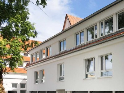 HELLE 4-ZKB WESTLAGE MIT GROSSEM BALKON