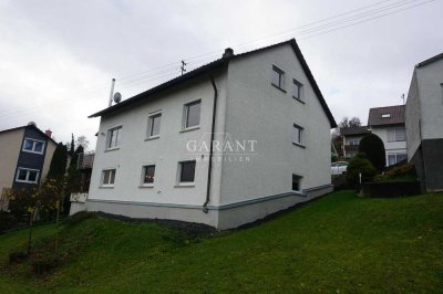 Renoviertes Einfamilienhaus mit Einligerwohnung und großem Grundstück in Haiterbach!