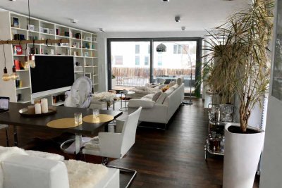 Exklusives Penthousewohnen am Schloss – 140 m² Luxus, lichtdurchflutet, mit Aufzug & Tiefgarage