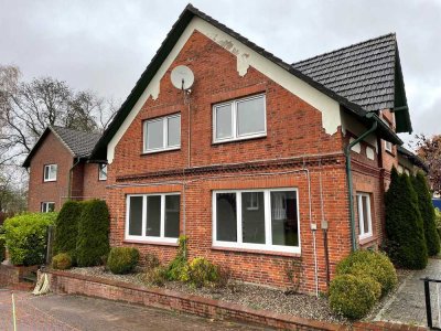 Gepflegte 4-Zi.-Altbau-Wohnung mit großer Terrasse bei Bargteheide