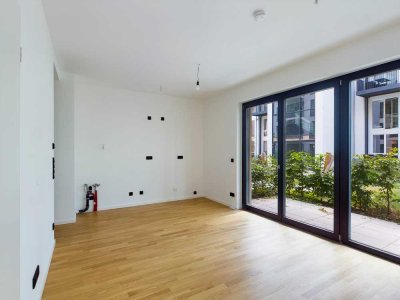 2 Zimmer Wohnung mit ruhiger Hinterhof Terrasse nähe Jannovitzbrücke