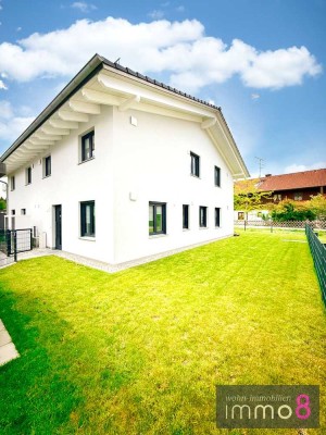 Luxuriöse Doppelhaushälfte: 
Neubau mit herausragender Ausstattung