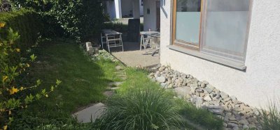 Ansprechende 2-Zimmer-Erdgeschosswohnung mit Terrasse in Berg-Weiler