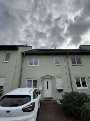 Provisionsfrei - gepflegtes Reihenmittelhaus mit 6 Zimmern in Wittenberg – bezugsfrei ab Juni 2026