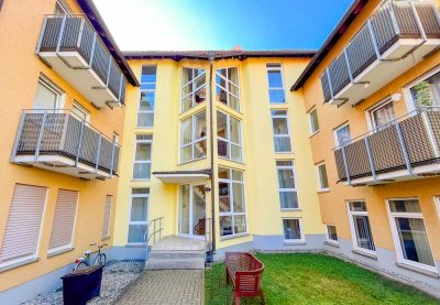 Attraktive 1-RW im 3.OG* Süd-Balkon mit Weitblick* Bad mit Badewanne* PKW-SP* zentrale Lage* Top*