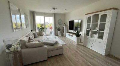 Einziehen & Wohlfühlen: Exklusiv möblierte 3-Zimmer-Wohnung mit Balkon & Aufzug in Berlin-Karlshorst