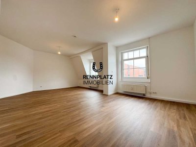 Renovierte Altbauwohnung mit 2 Zimmern und Domblick am Östlichen Altstadtrand. Frei.