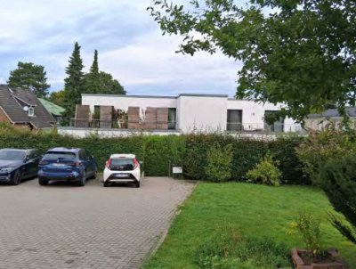 Helle 2-Zimmer Penthouse-Wohnung mit Balkon in Hamburg-Sinstorf