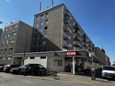 Renovierungsbedürftige 1-Zimmer Wohnung mit Süd-Balkon in Nürnberg-St. Johannis